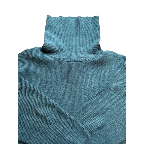 Free People Oversized Turtleneck Sweater Womens Medium Teal‎ Blue Cozycore Fall - Picture 3 of 7